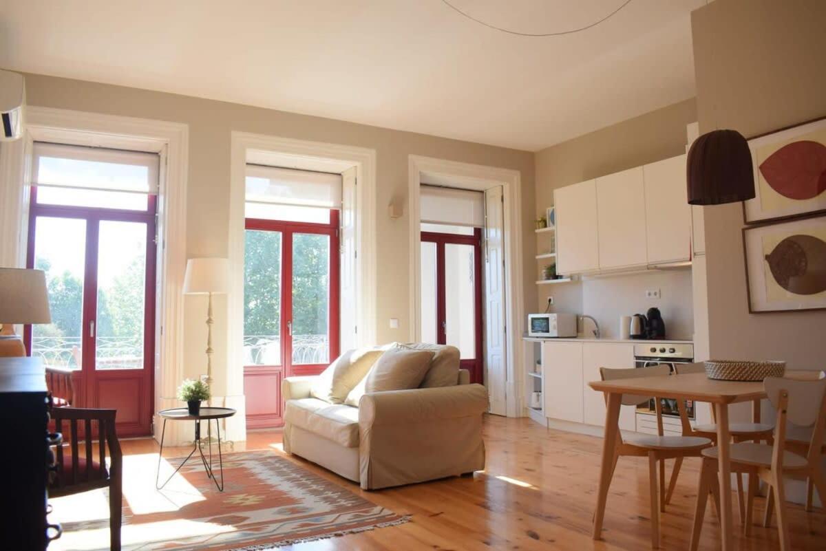 Liiiving In Porto - Vintage Balcony Apartment Exterior foto